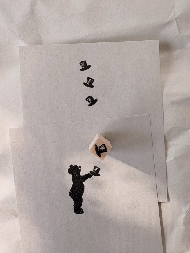 :

12月の再販スタンプ

:

長らく欠品しております
スタンプ達数種類

12月初旬に一部再販いたします

準備が整い次第
あらためて再販時期をお知らせします
今しばらくお待ちくださいませ

:

#挿画 #illustrator #vintagelove #ヴィンテージ #ハンコ #vintageillust #アンティーク #stampcollection #スタンプ #動物